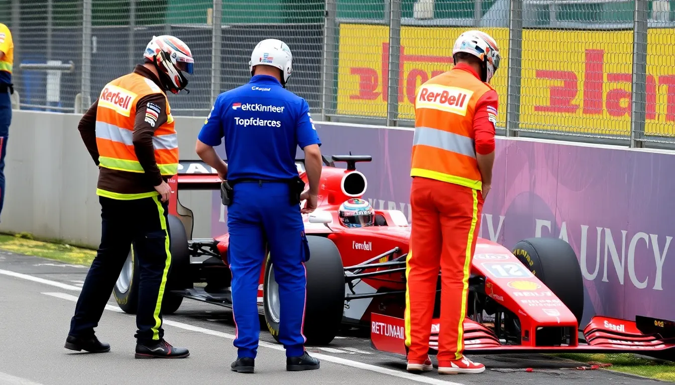 オーストラリアGPのサーキットで観客が事故の影響を見守る緊迫した瞬間