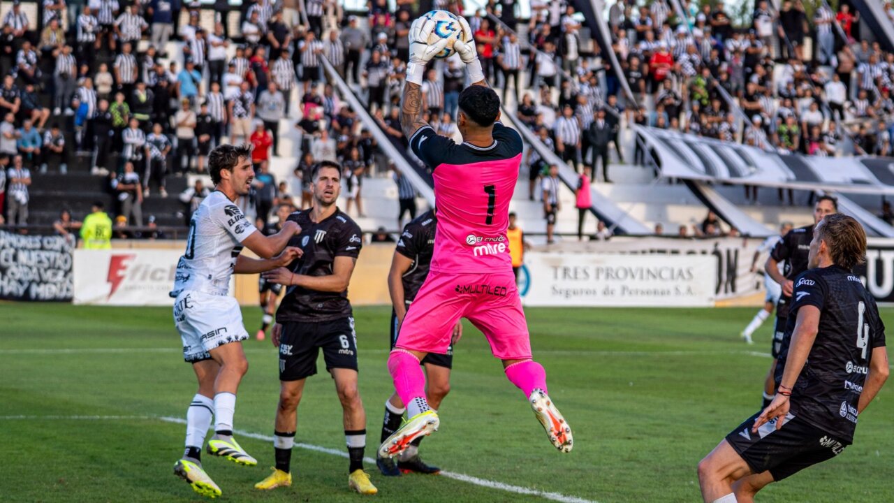 Remiro demonstrating exceptional skill as he makes a diving save during a tense La Liga match
